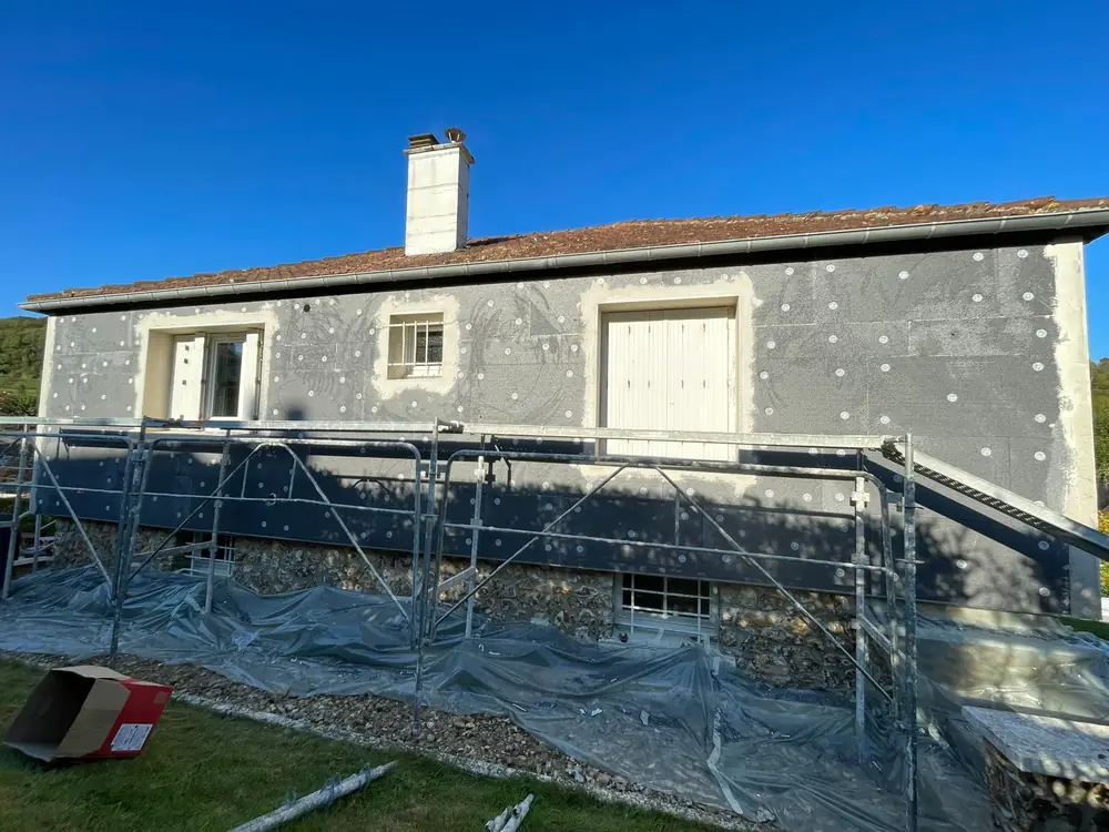 Pendant - isolation thermique par l’extérieur à Honfleur